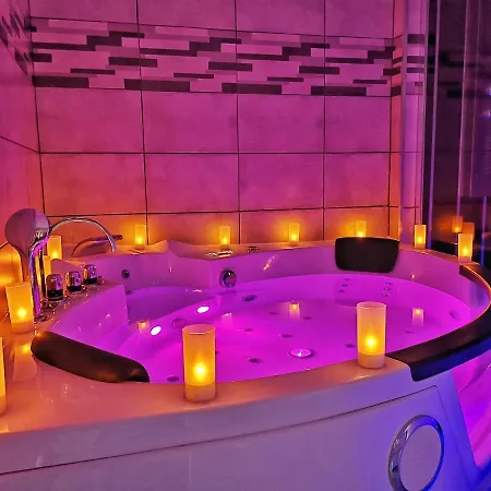 ☆ Ours & ☆ Cosy ☆ Magic ☆ Locbnb ☆ Apartment *