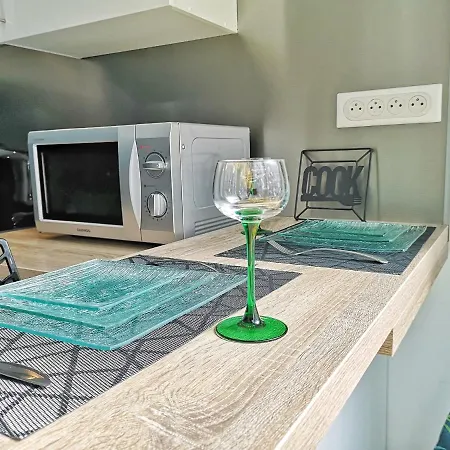 Apartment ☆ Ours & ☆ Cosy ☆ Magic ☆ Locbnb ☆ *