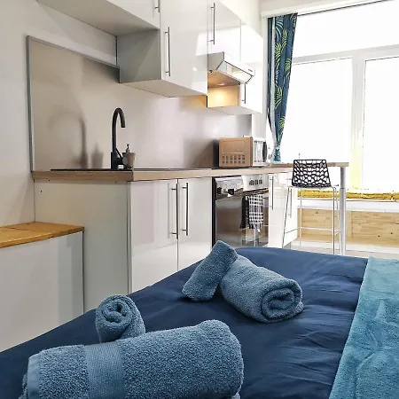 ☆ Ours & ☆ Cosy ☆ Magic ☆ Locbnb ☆ Apartment